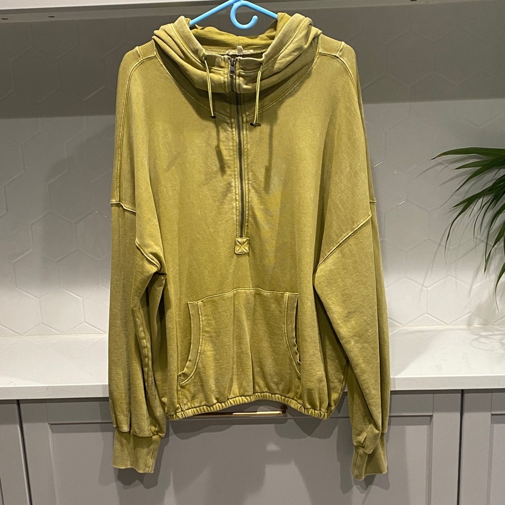 easel Washed Olive Half-Zip Hoodie